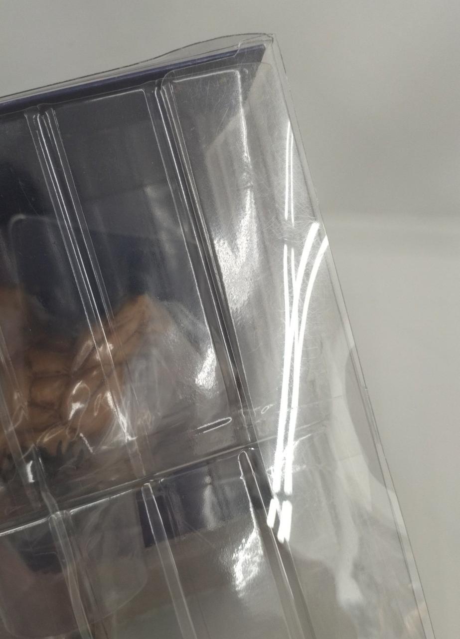 ケース全体に写真の様な擦れ傷有り