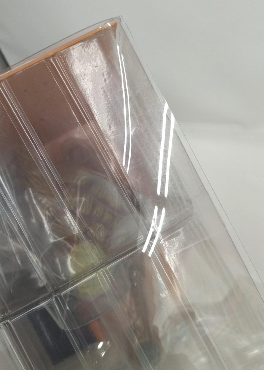 ケース全体、写真の様な擦れ傷有り