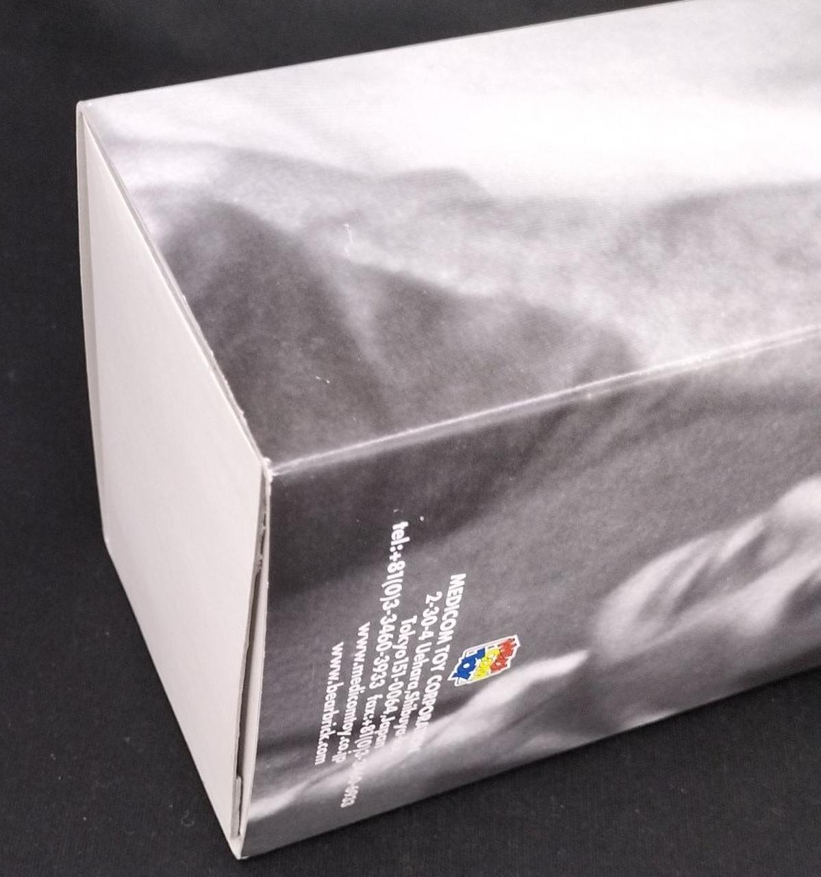 箱の箇所にも写真の様なダメージ有り