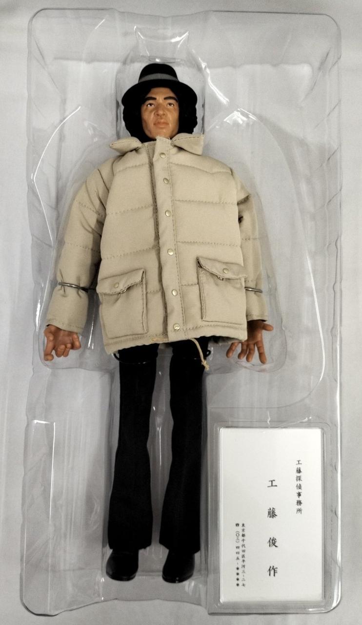 フィギュアは開封不明です