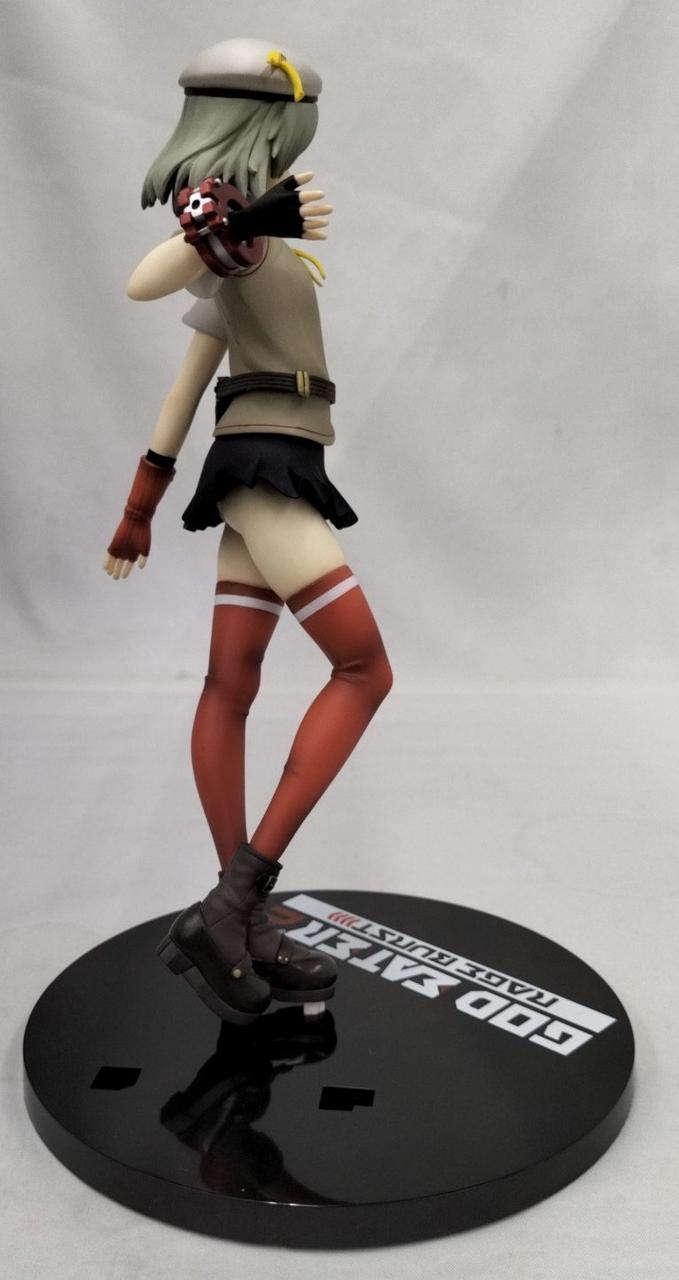 フィギュアに傷、汚れ有り