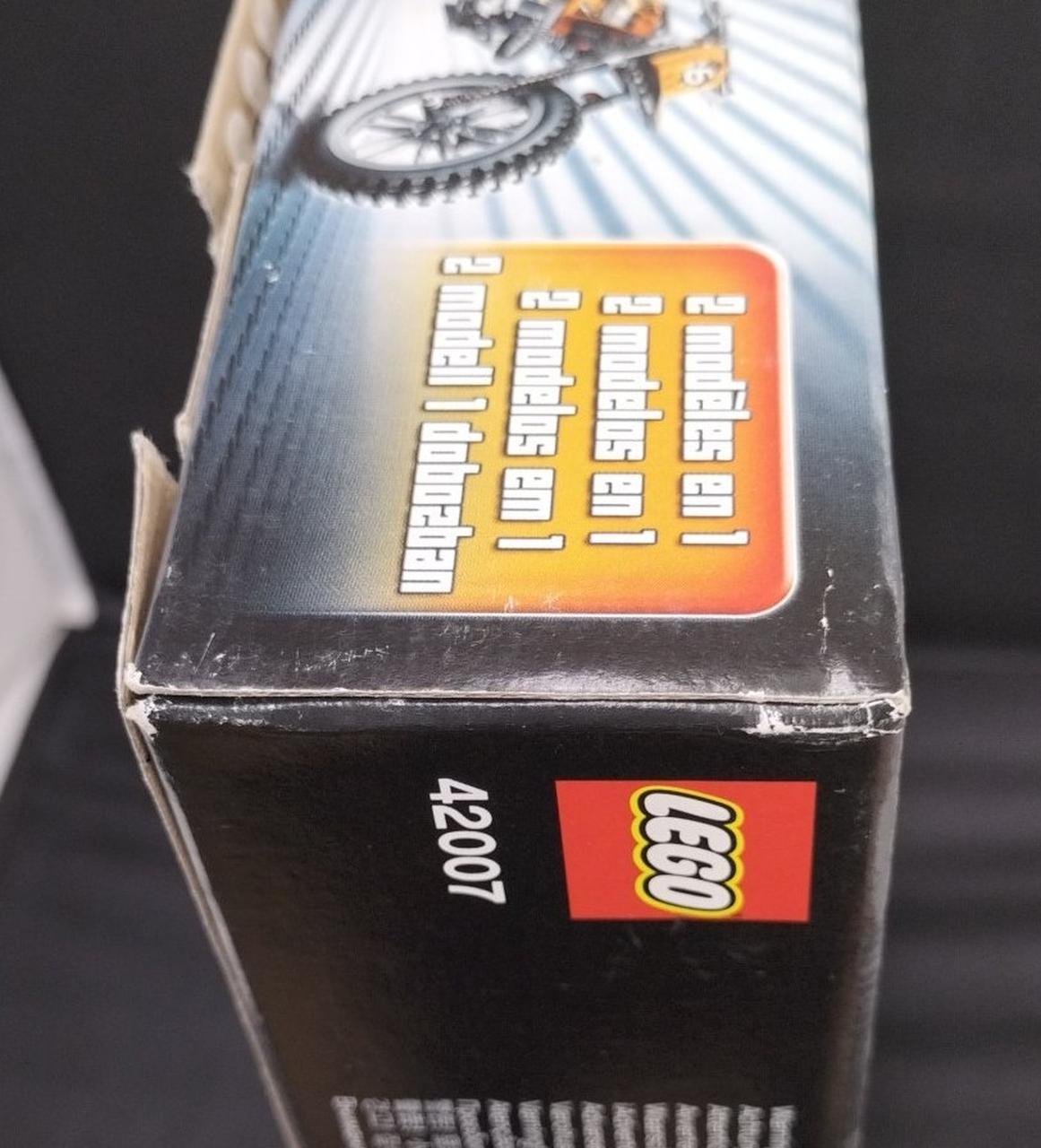 こちら側は未開封。少しのり剥がれ有り