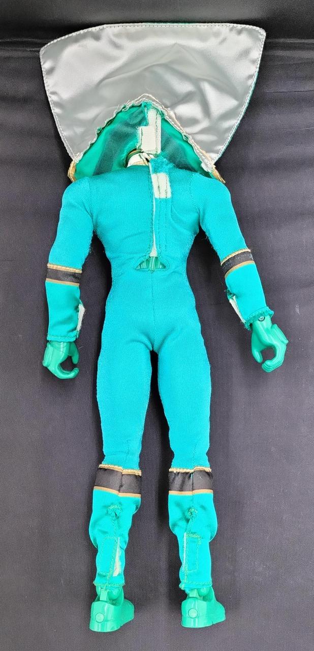 商品全体に傷・汚れ・ほつれ有り。