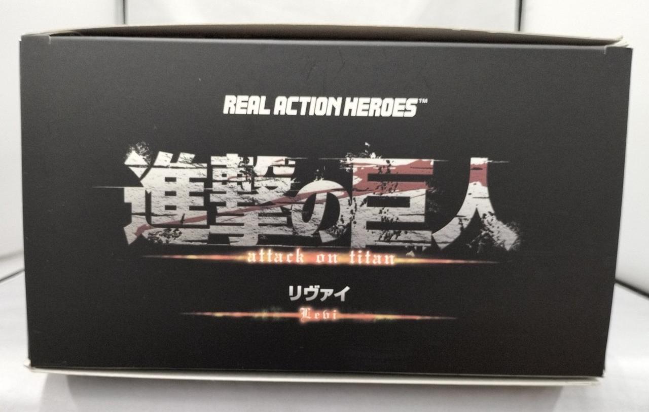 箱ダメージ、擦れ傷有り