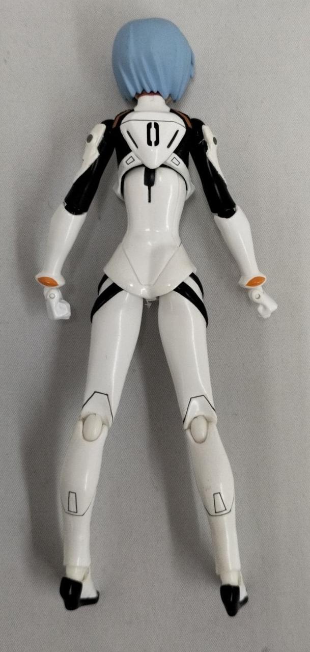 フィギュアに傷・汚れ・塗装剥げ有り