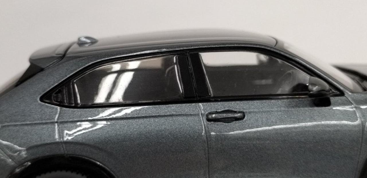 ガラス部分に傷有り