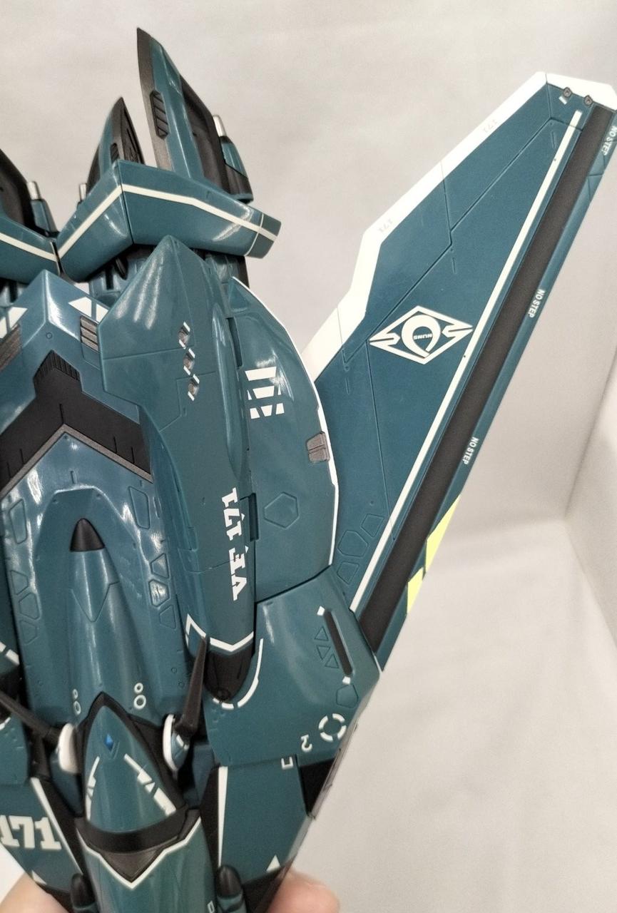 本体全体変色、傷多数、塗装剥げ有り