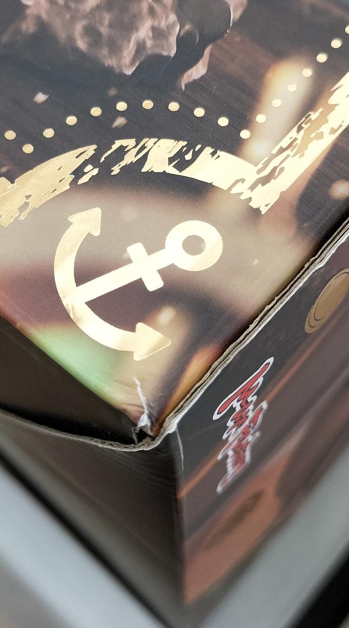 箱ダメージ有り。