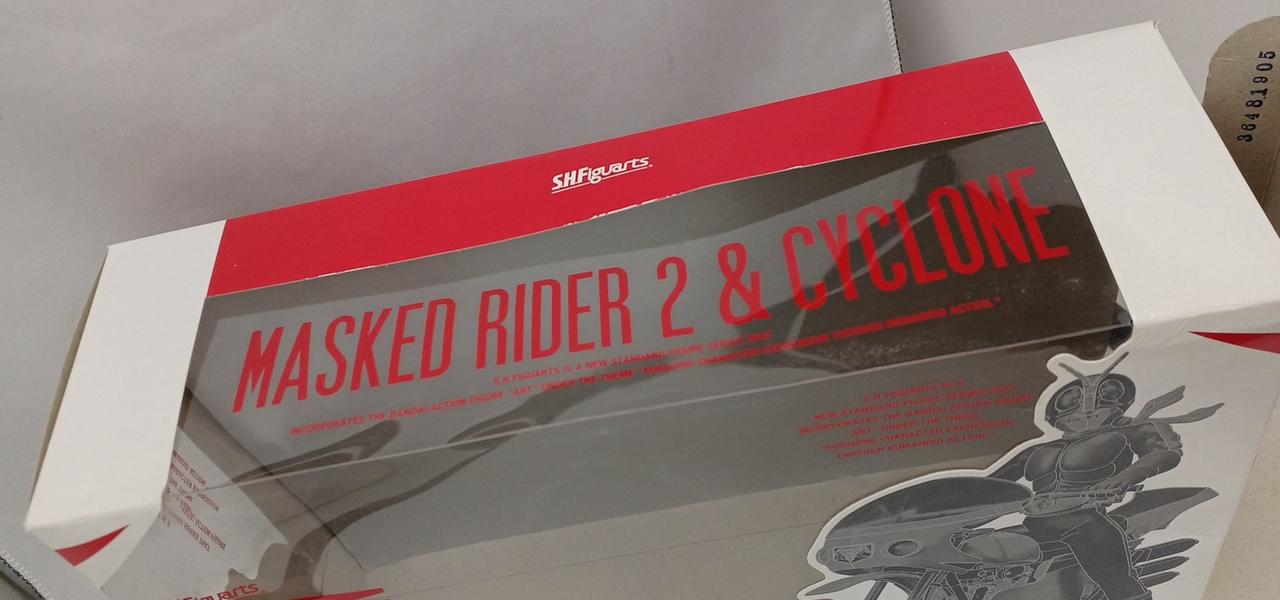 上の窓外れてます