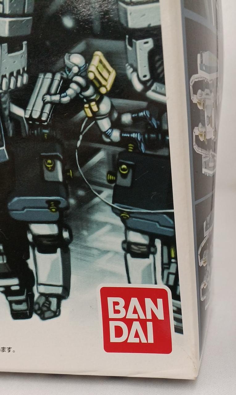 箱汚れ、ダメージ有り