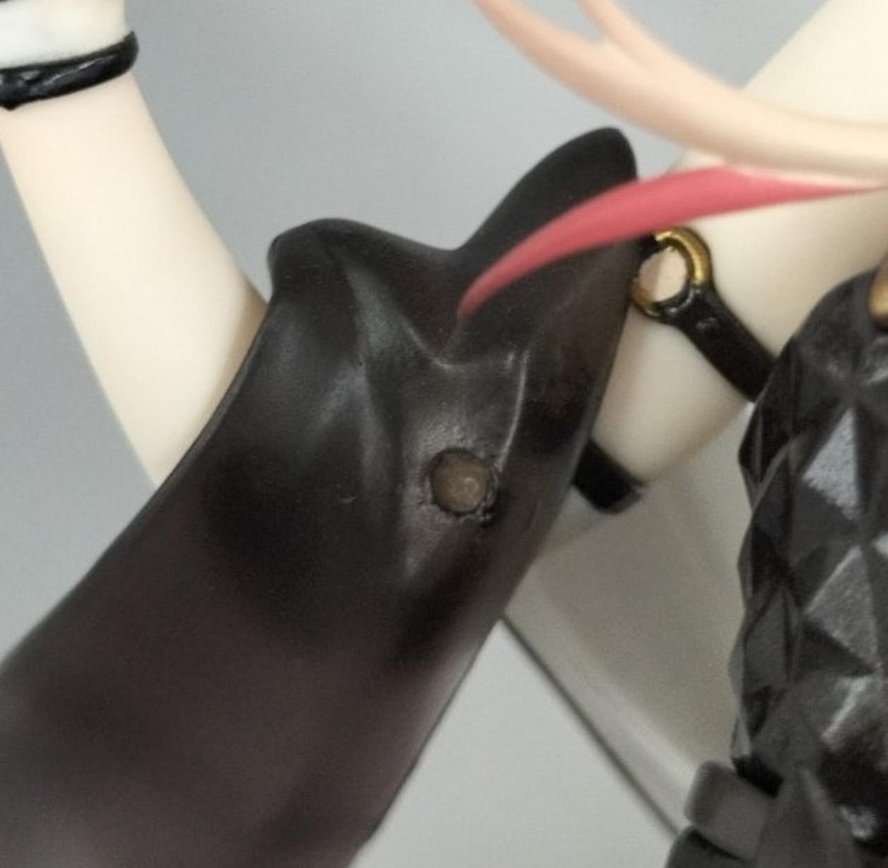 穴周りダメージ有り