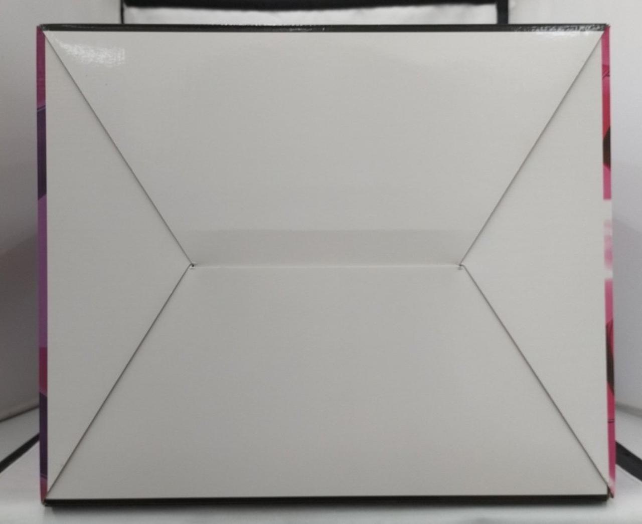 下から開封されています