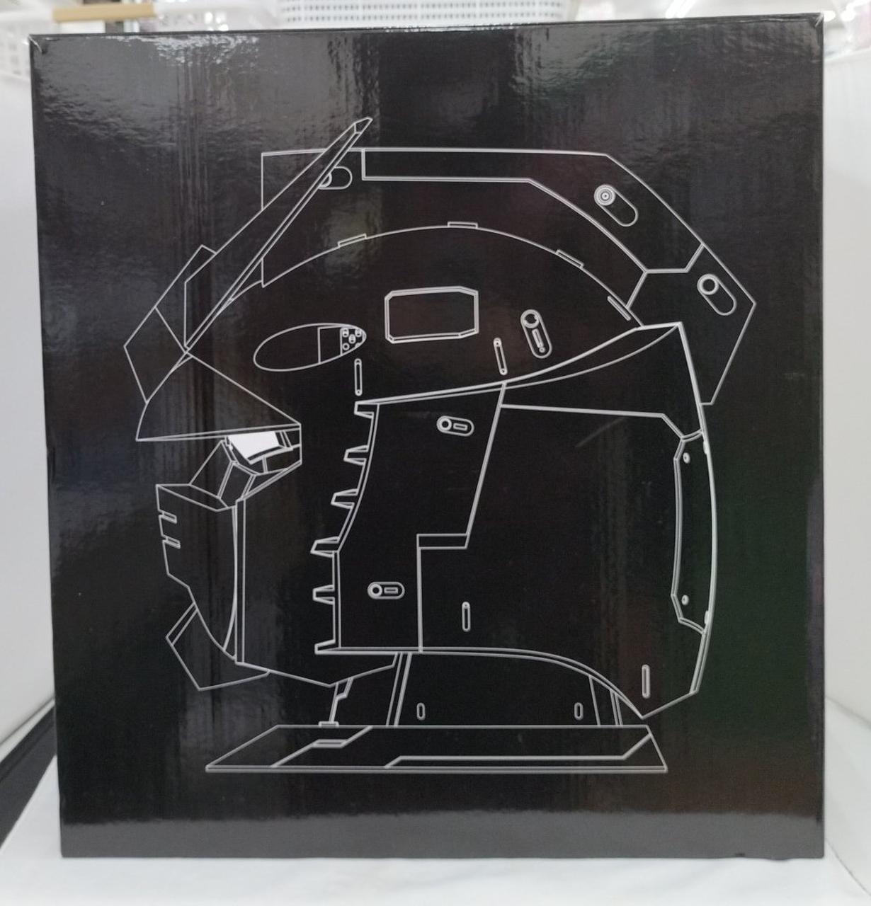 箱に擦れ傷、ダメージ有り