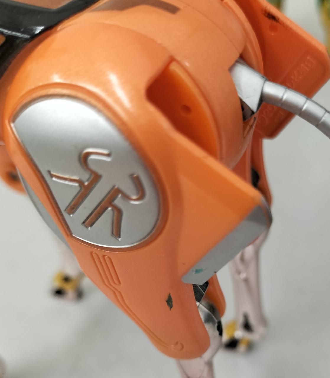 全体的にキズ・汚れ・塗装剥げ有り。