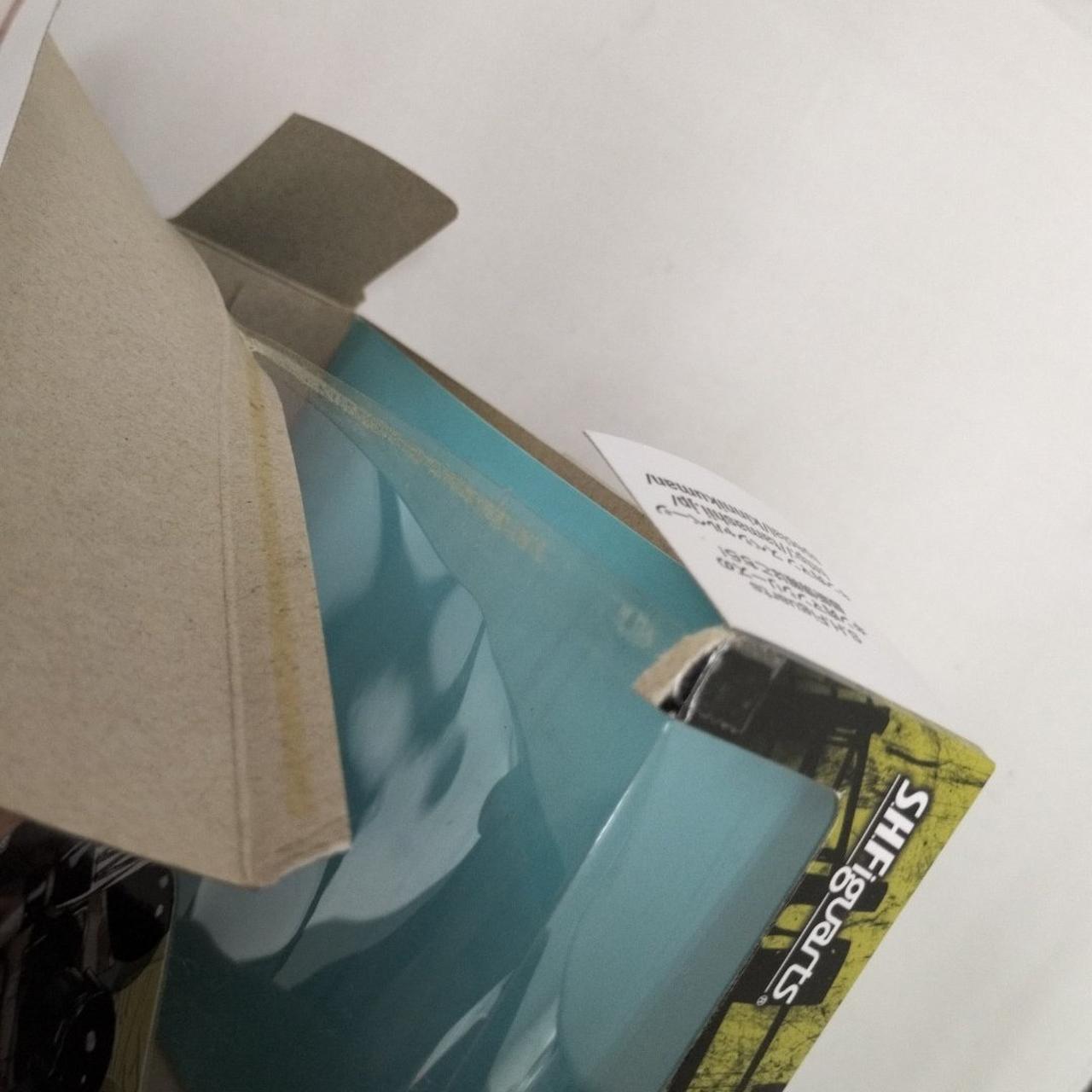 箱破損、のり剥がれ有り