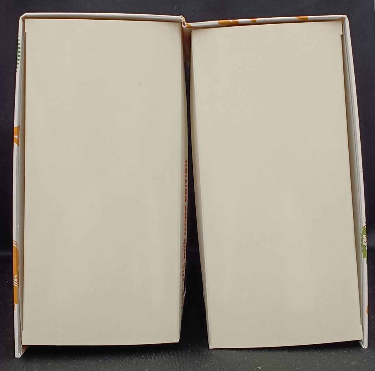 箱全体にダメージ有り。