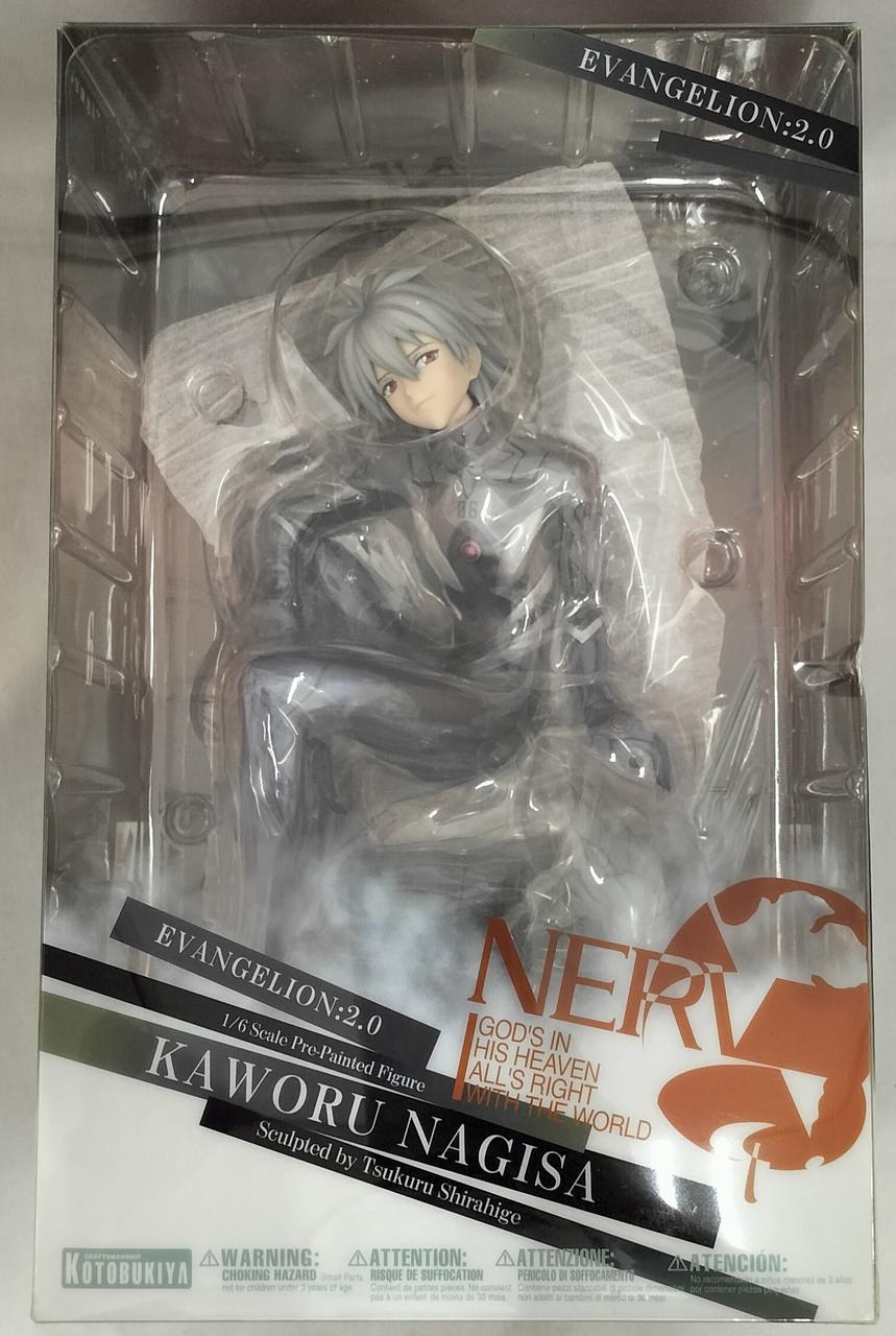 箱全体、内部にも汚れ・ダメージ有り。