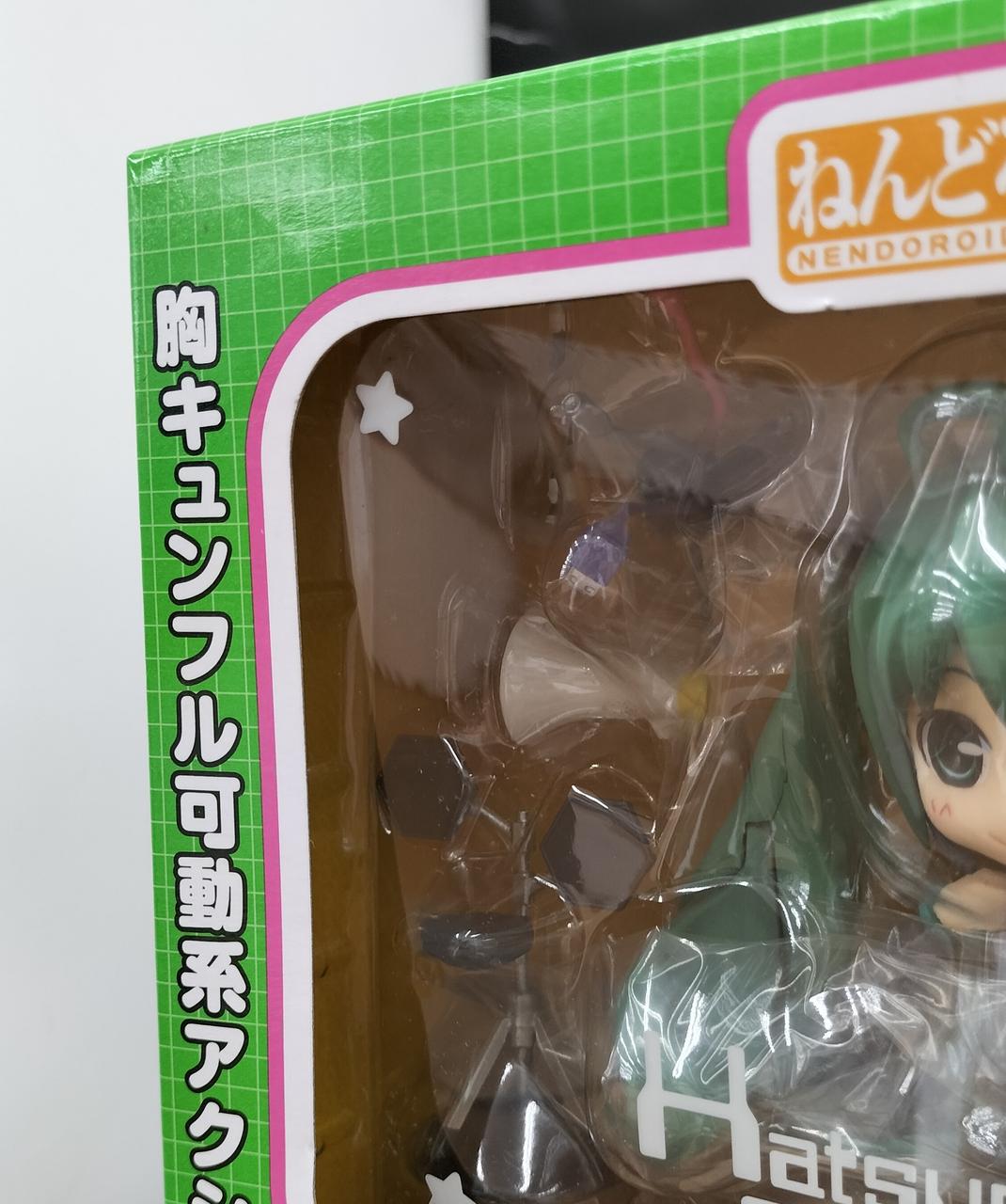 窓部分剥がれ・汚れ有り