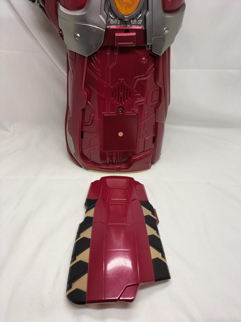 電池蓋のカバー外れやすいです