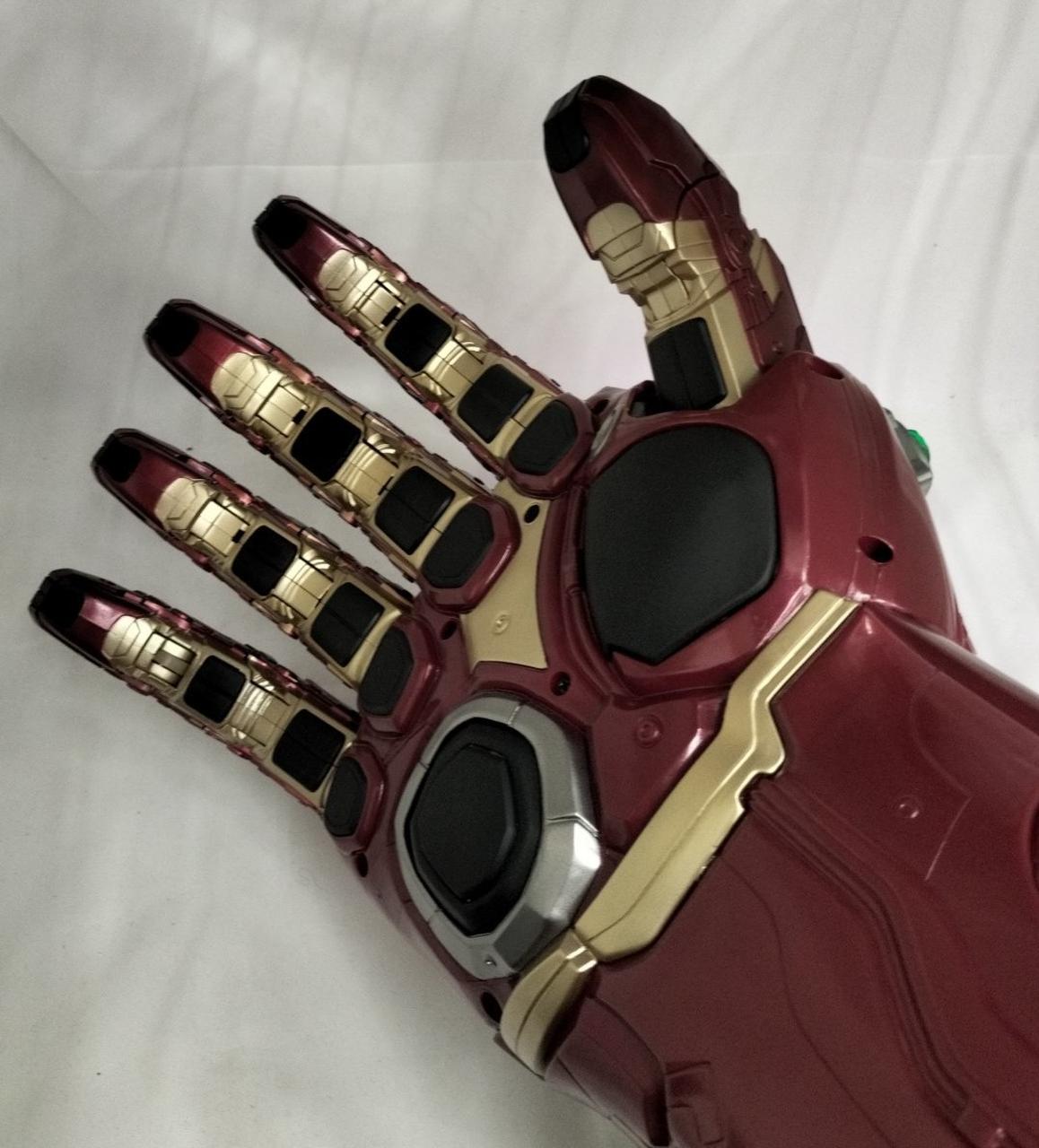 指が可動します