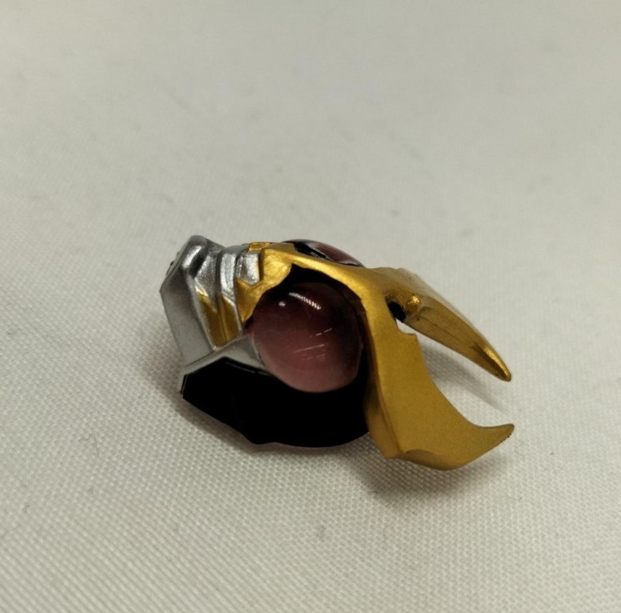 クリアパーツが色褪せてます