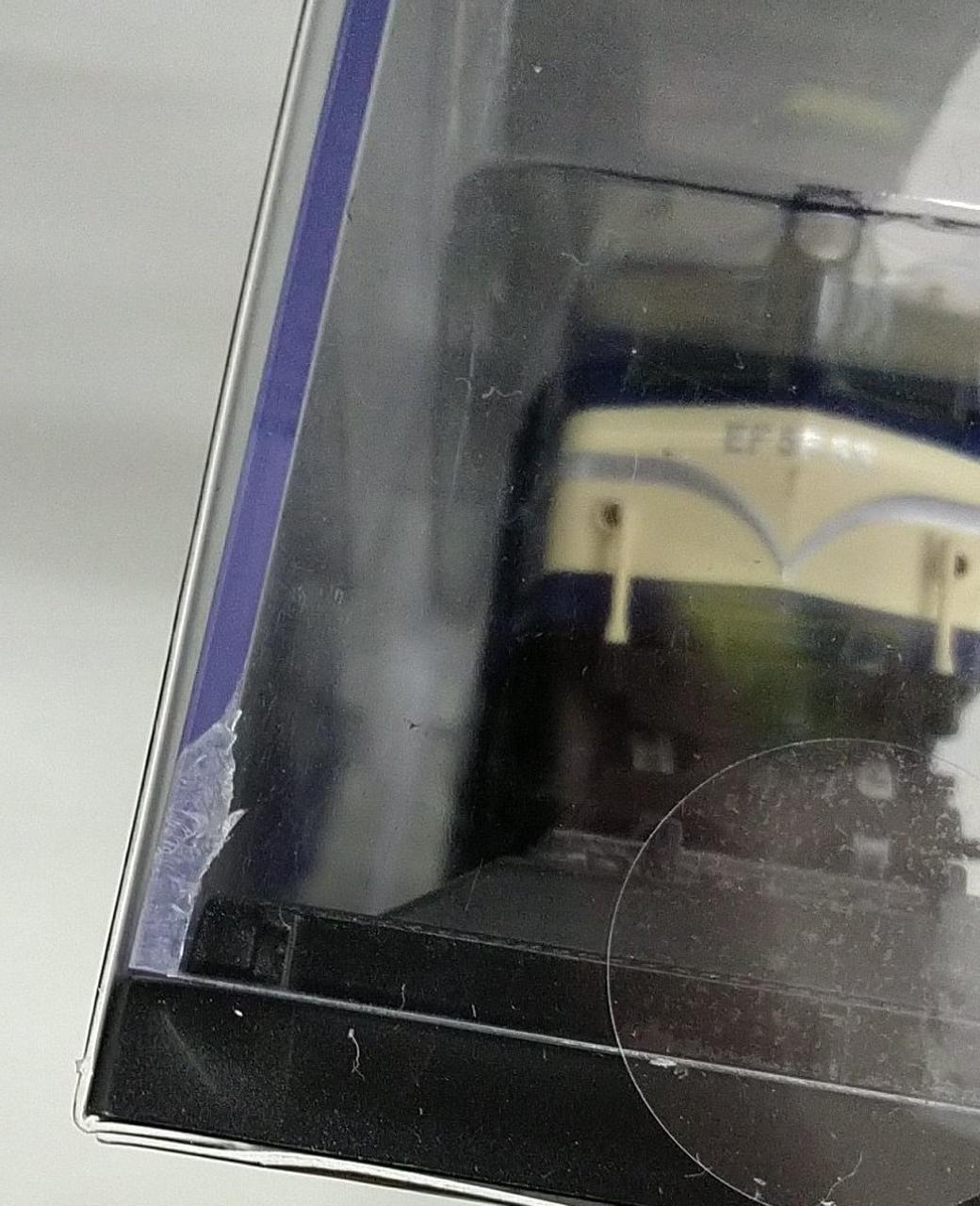 ケースの一部白色化あり