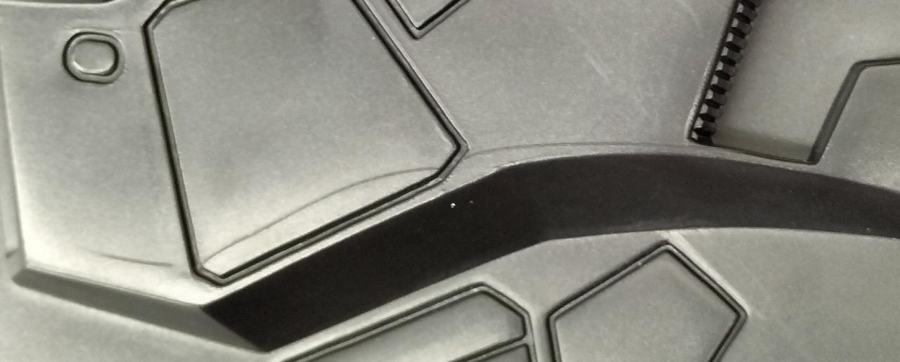 ステルスガオー製造上によると思われるキズ