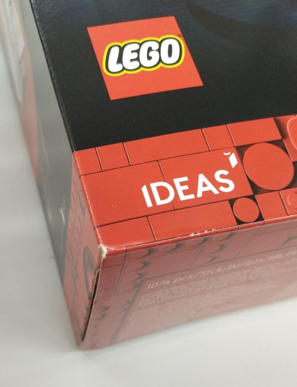 外箱にダメージあり