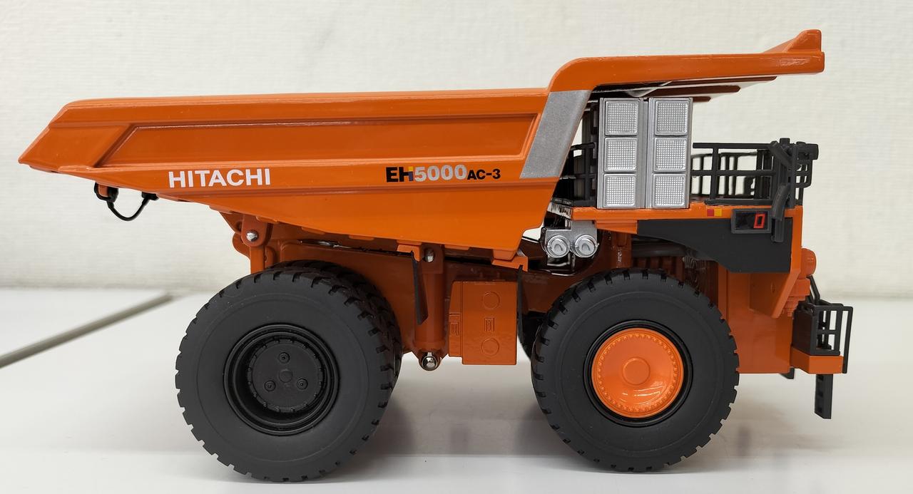 日立建機　eh5000 ライフサイクルコスト低減と生産性向上に貢献するトロリー受電式