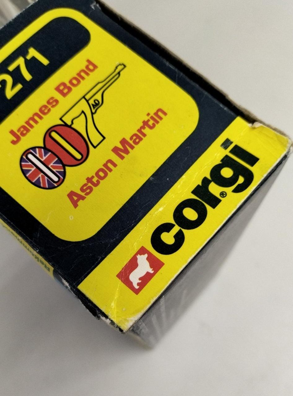 箱ダメージあり