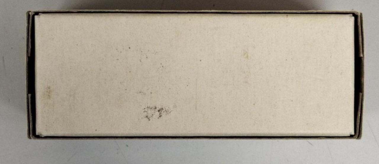 箱ダメージあり