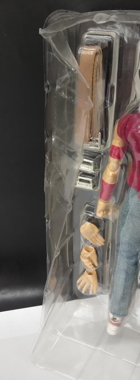 ブリスター裏側ゆがみ