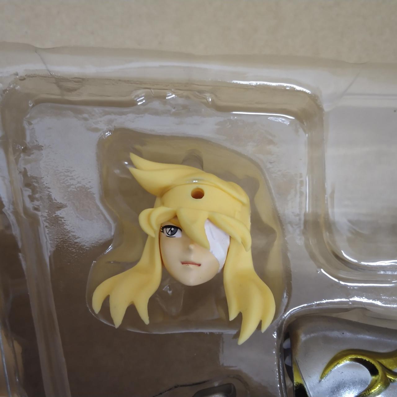 パーツに色移り有り。