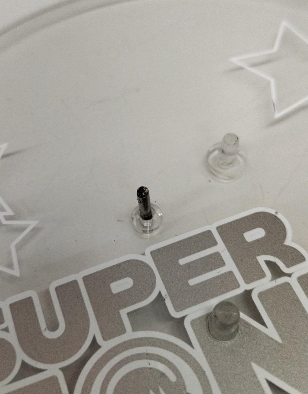 台座金属芯にサビあり