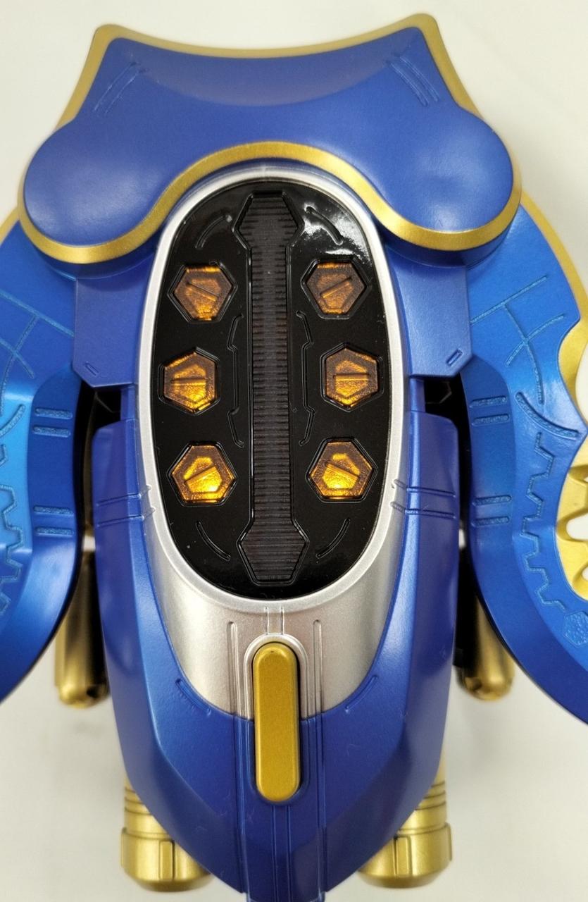 仮面ライダーカブト　2011デラックスタイプ【未開封】 仮面ライダーカブト (カメンライダーカブト) 仮面ライダー 未