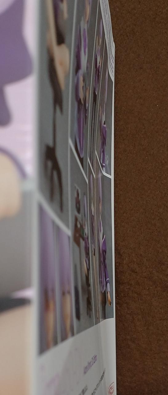 裏面へこんでいます。