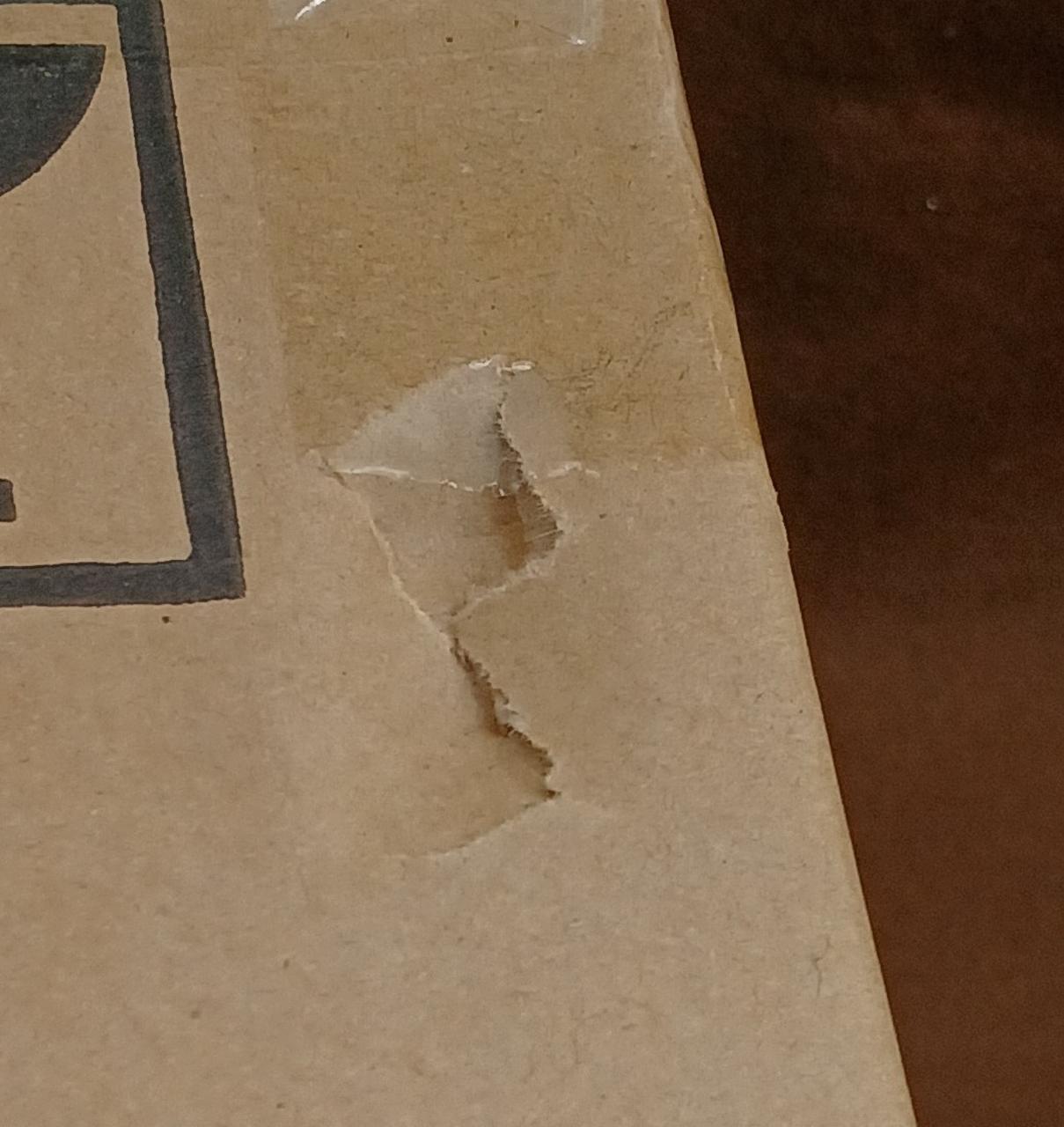 穴が空いています。