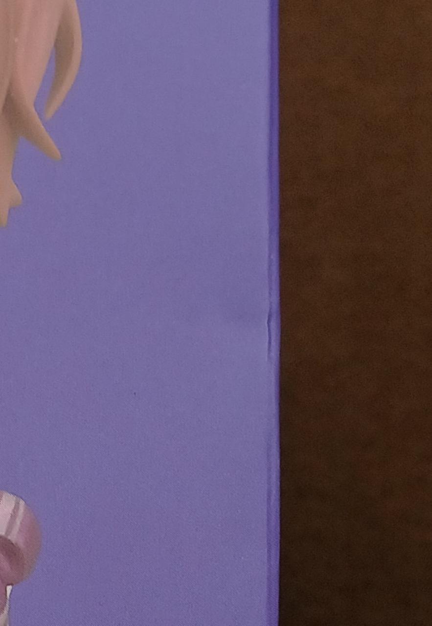 わずかなへこみがあります。