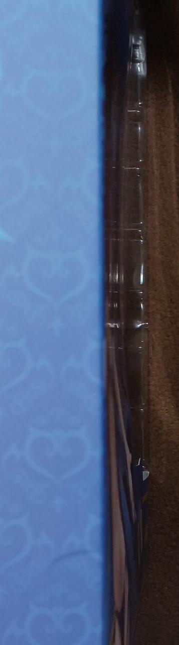 正面へこんでいます。