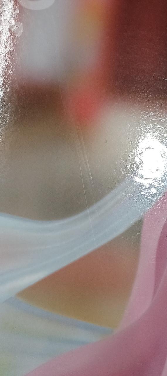 キズがあります。