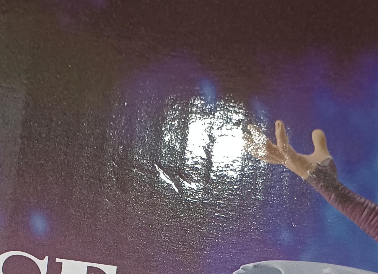 キズがあります。