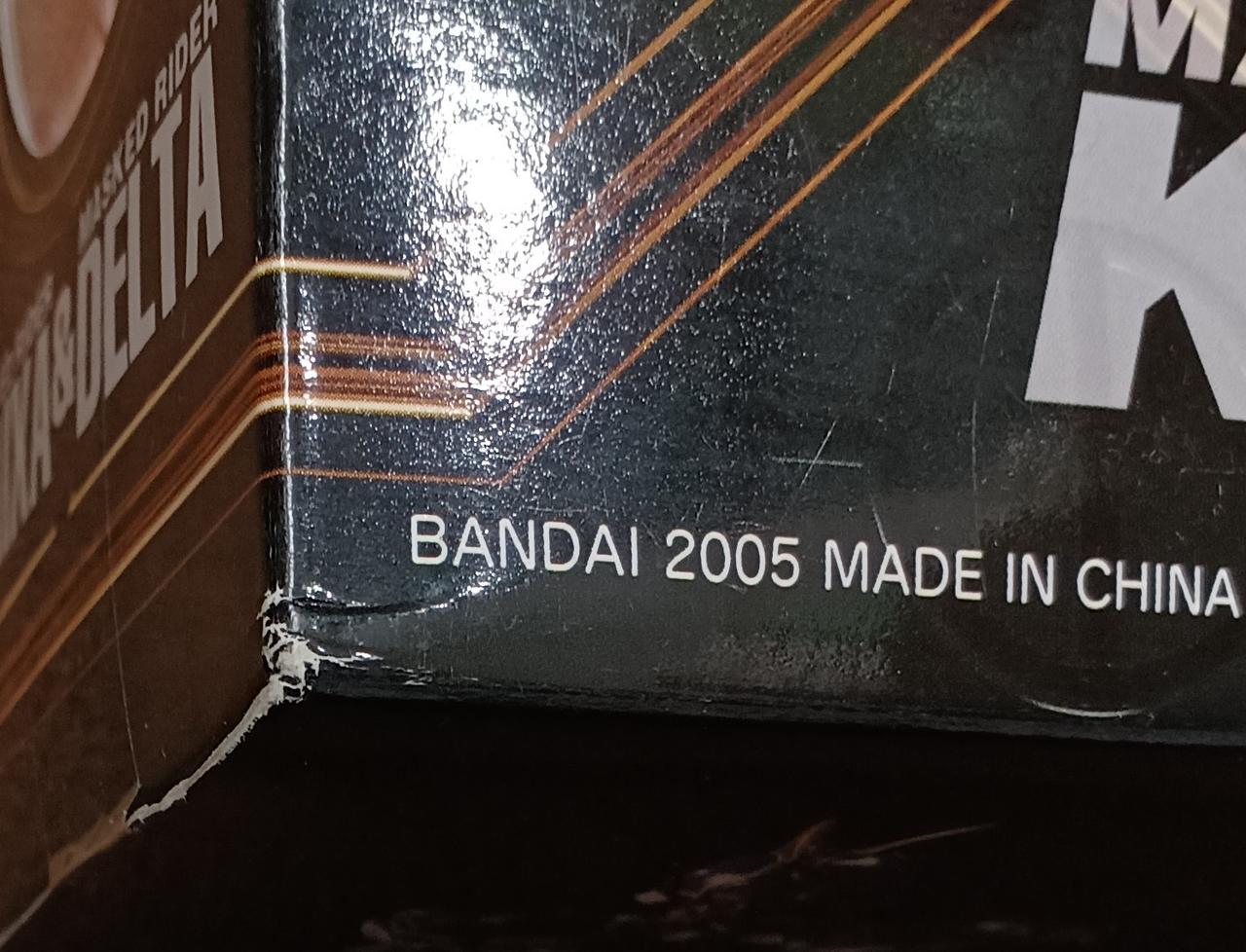 傷み、キズがあります。