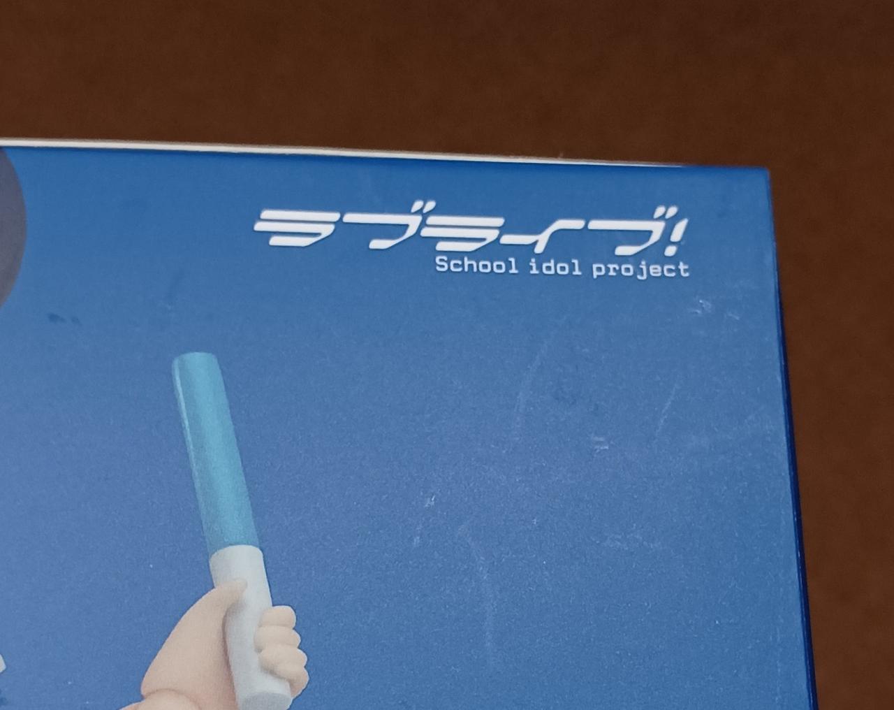 キズがあります。