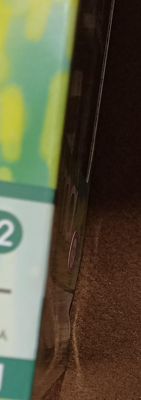 正面へこんでいます。