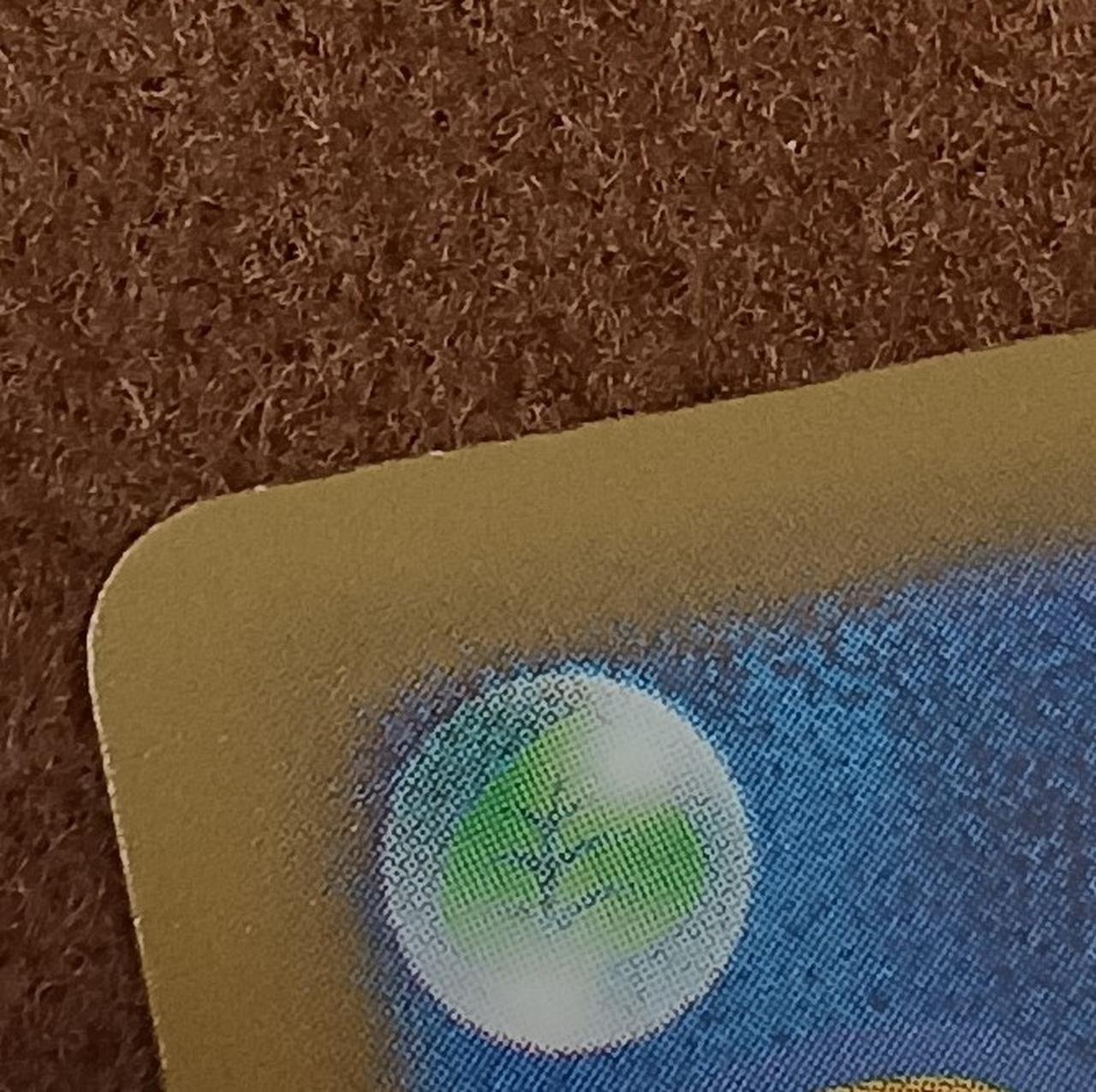 白欠けがあります。