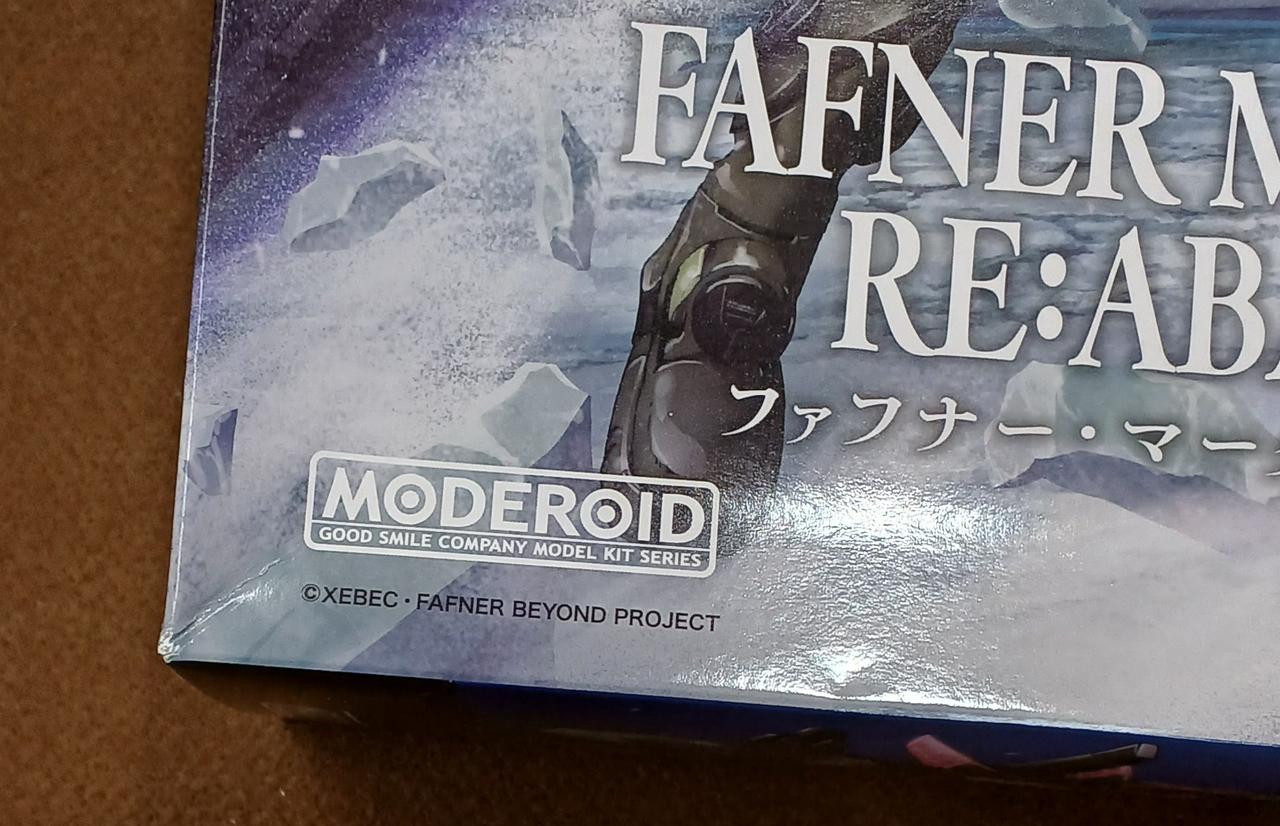 傷み、へこみがあります。