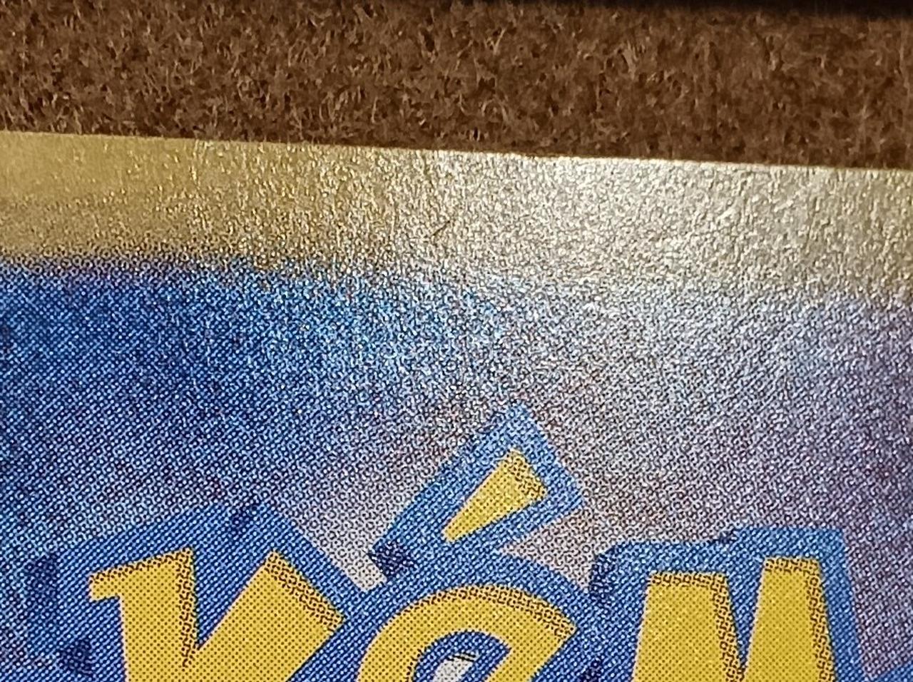 キズがあります。