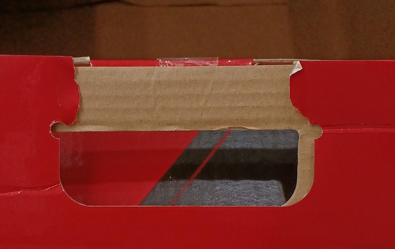 破損しています。