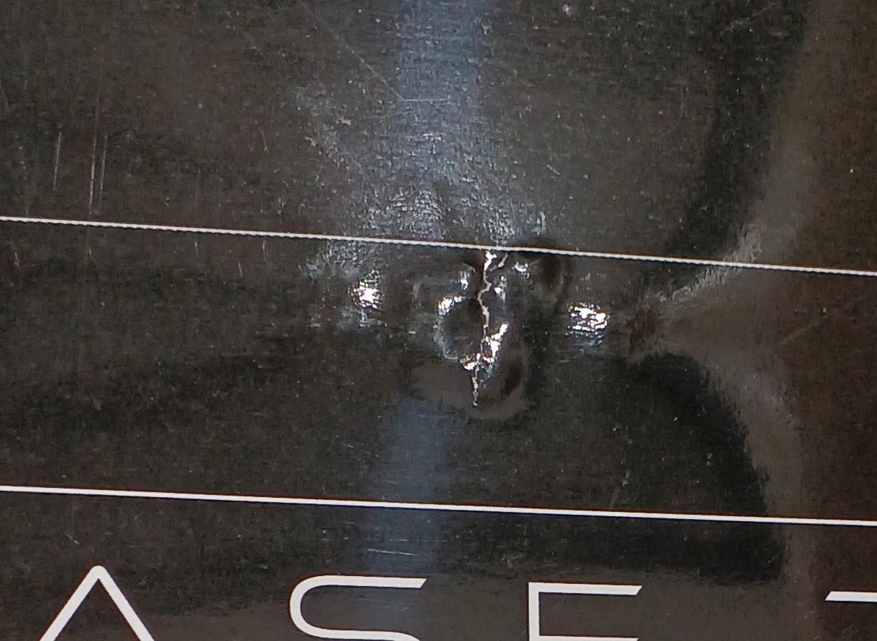 破れています。