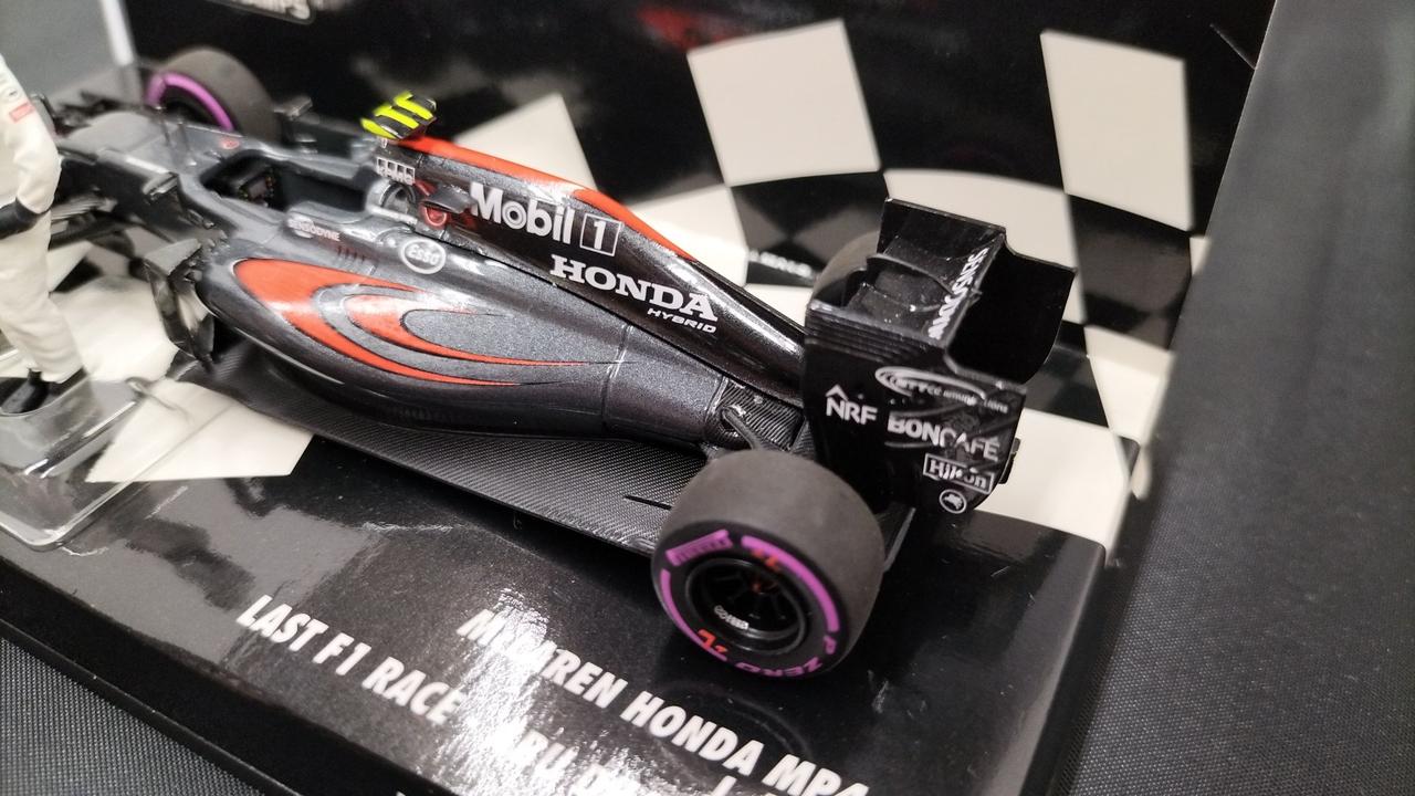 MINICHAMPS|マクラーレンMP4-31|【ハードオフ公式通販】オフモール